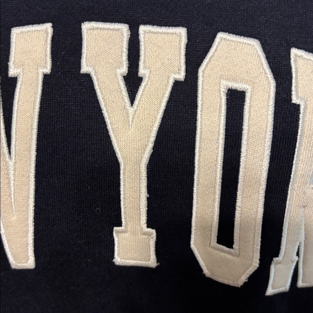 New York Popular NEW YORK Sweatshirt - Picture 4 of 9